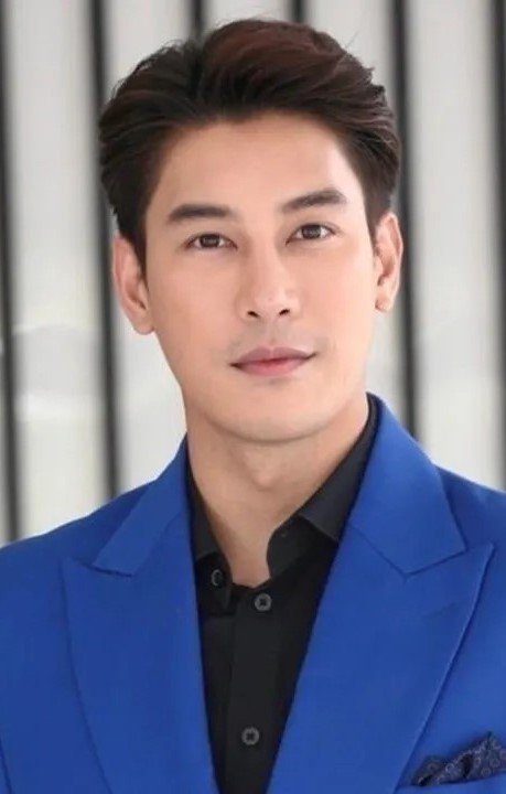 Кен Пхупум Пхонпану / Ken Phupoom Phongpanu