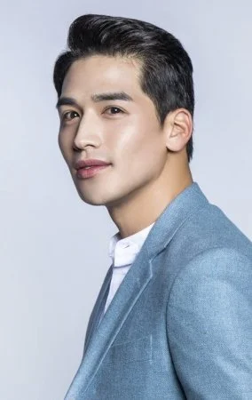 Ю Гон / Yoo Gun
