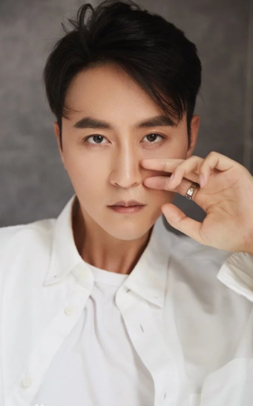 Чжу Жун Жун / Ivan Zhu / Zhu Rong Rong