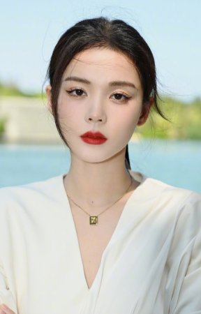 Хун Сяо / Hong Xiao