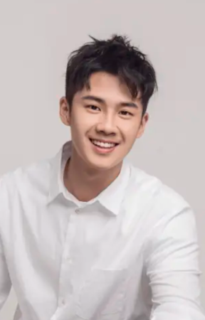 Чжун Вэй Лунь / Zhong Wei Lun