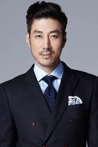 Юн Тхэ Ён / Yoon Tae Young