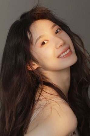 У Мэй Хуэй / Wu Mei Hui