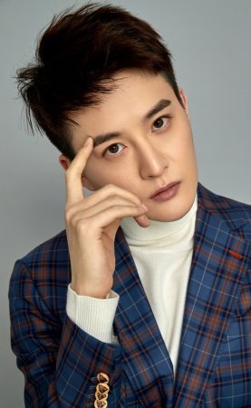 Ду Чэн Цзюнь / Du Cheng Jun