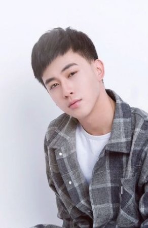 Мэн Юэ Чэнь / Meng Yue Chen