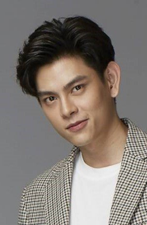 Иэн Ситха Сапанучат / Iang Sittha Sapanuchart