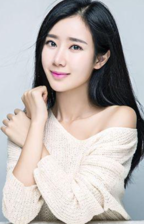 Чжао Синь И / Zhao Xin Yi