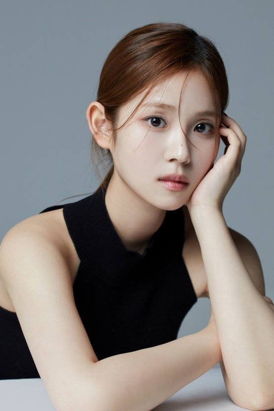 Ли Джи Ён / Lee Ji Yeon