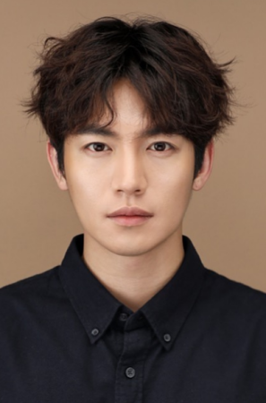Ким Ю Хван / Kim Yoo Hwan