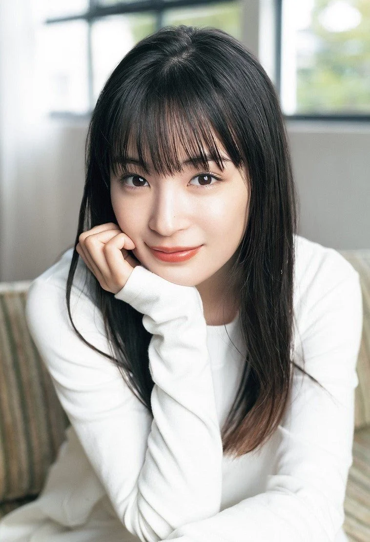 Хиросэ Судзу / Hirose Suzu