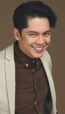 Карло Акино / Carlo Aquino