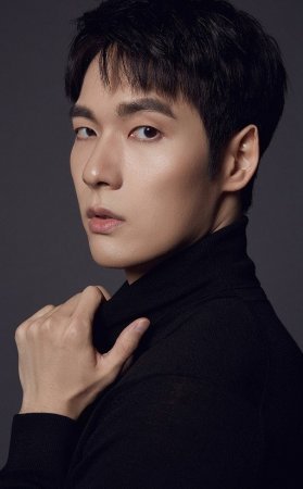 Ли Тхэ Гу / Lee Tae Gu  1990