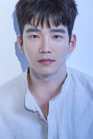 Го Юн / Go Yoon