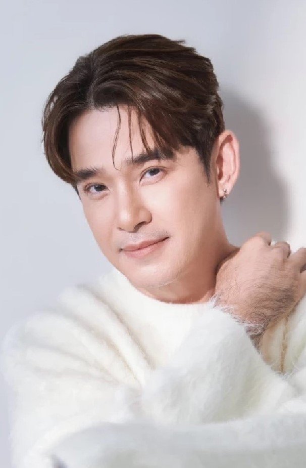 Лиф Супот Чанчарон / Lift Supoj Janjareon