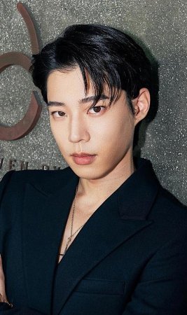 Хуан Синь Хэ / Andy Huang / Huang Hsin He