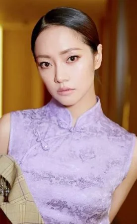 Ян И Тун / Yang Yi Tong