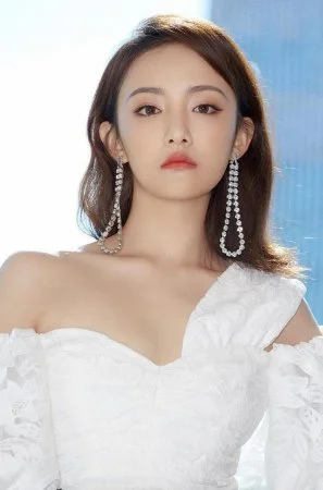 У Цзя И / Wu Jia Yi