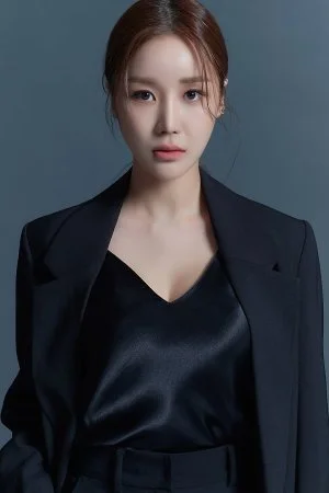 Юн Джин И / Yoon Jin Yi