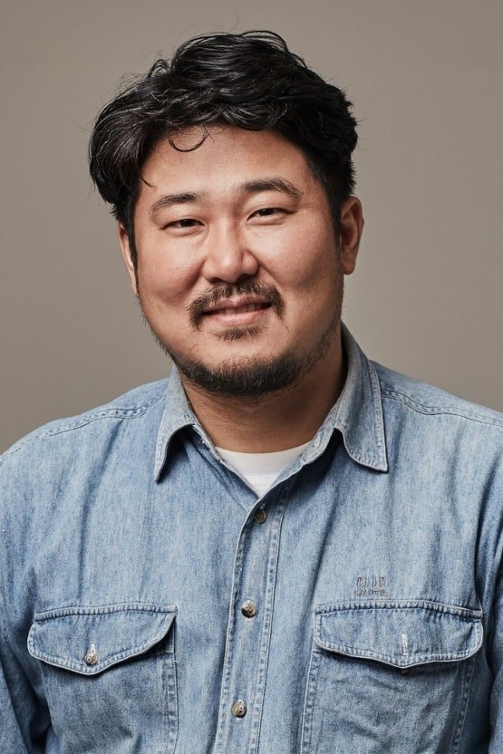 Юн Тхэ Ин / Yoon Tae In