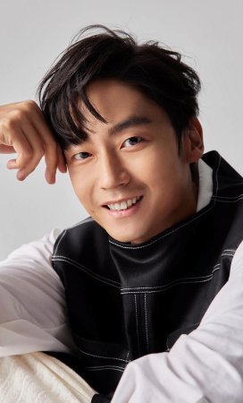 Линь Хэ Сюань / Lin He Xuan