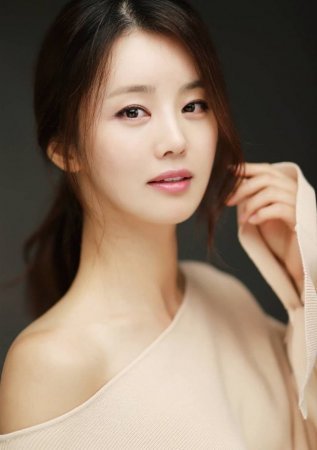 Ли Га Рён / Lee Ga Ryung