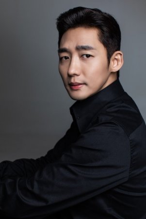 Ли Тхэ Сон / Lee Tae Sung  1985