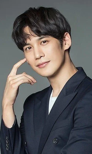 Пак Ки Ун / Park Ki Woong