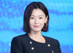 Чон Джи Хён вызвала бурю в Китае