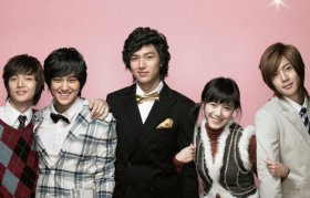 Дорамы про девушку в окружении парней