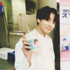 JG (Ё Чжин Гу) поддержал JG (Чонгука) из группы BTS