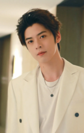 Цинь Цзи Мо / Qin Zi Mo