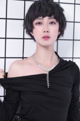 Квай Лунь Мэй /  Kwai Lun Mei