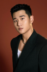 Чоу Син Чэ / Eric Chou / Chou Hsing Che