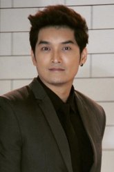 У Навапон Пувадон / Au Nawapol Puwadol