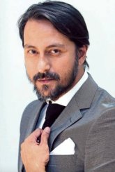 Бронт Паларе / Bront Palarae