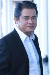 Нум Сантисук Промсири / Noom Santisuk Promsiri