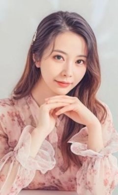 Цянь Сы И / Qian Si Yi