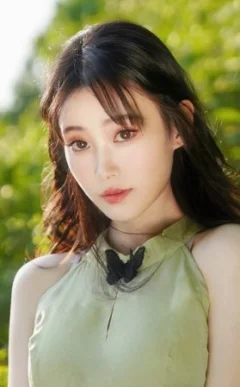 Чжан Жуй И / Zhang Rui Yi