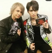 HYDE и Хиро. Две ипостаси разных стран