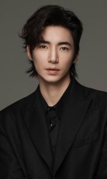 Сунь И Цзе / Sun Yi Jie