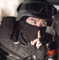 Бай Цзин Тин. Мой герой и мой первый поцелуй