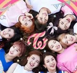 TWICE: руки прочь от японских зрителей!