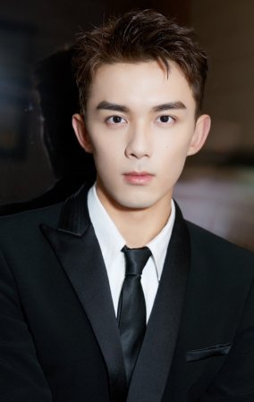 У Лэй / Wu Lei