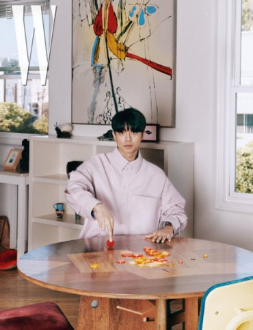 Гон Ю для W Korea